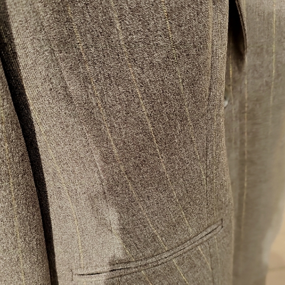 Elegant Womens Pants Suit 18W Brown Pinstripe Lined Double Breast Career Office - Picture 13 of 16